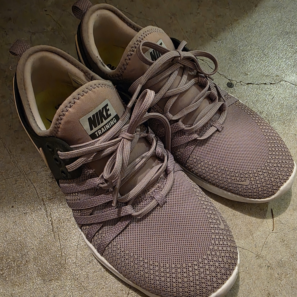 Nike Men's Brown Athletic Shoes